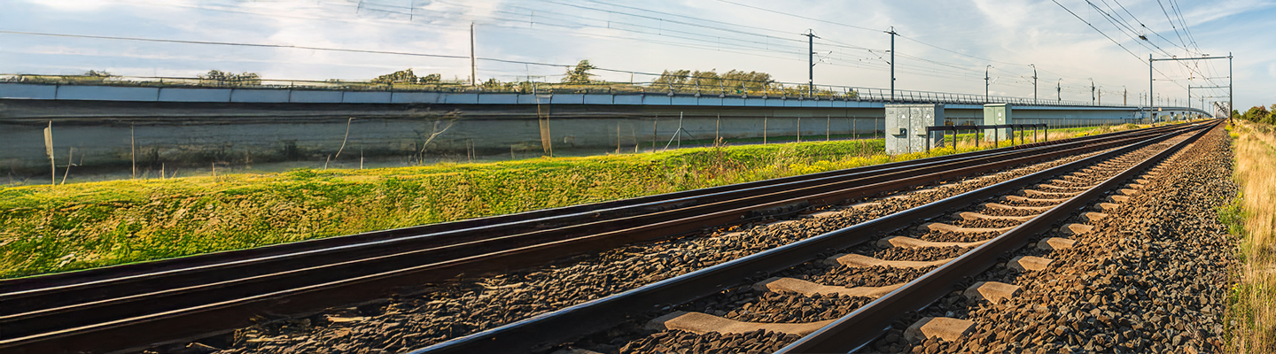 train rails